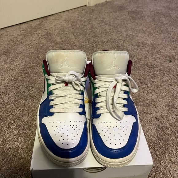 Air Jordan 1 Low SE Multi-Color Size 7.5 in Women’s(6 in Men’s) - Picture 2 of 5